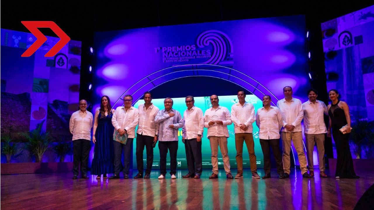 BBVA México, la UNAM y el Tecnológico de Monterrey premiaron a Bioenergía y Sargapanel en el Primer Reto Nacional de Sostenibilidad 2024.